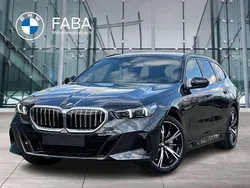 Grau Gebraucht 2025 BMW 540 M Sport Kombi | 81.980 €