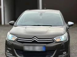 Braun Gebraucht 2012 Citroën C4 Limousine | 4.000 € (Fairer Preis)