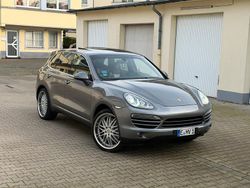 Grau Gebraucht 2011 Porsche Cayenne SUV | 14.750 € (Guter Preis)