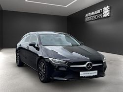 Nachtschwarz Gebraucht 2023 Mercedes CLA200 Shooting Brake Kombi | 25.500 € (Guter Preis)