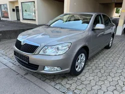 Beige Gebraucht 2011 Skoda Octavia Impuls Edition Limousine | 4.990 € (Guter Preis)