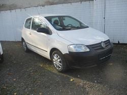 Weiß Gebraucht 2010 VW Fox Style Kleinwagen | 3.290 € (Etwas zu teuer)