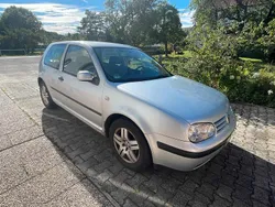 Silber Gebraucht 2002 VW Golf IV Kleinwagen | 1.600 € (Fairer Preis)