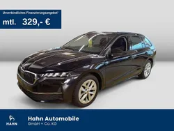 Schwarzmagic perleffekt Gebraucht 2024 Skoda Octavia Selection Kombi | 27.430 € (Guter Preis)