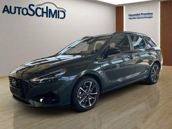 Cypress green / mic Gebraucht 2024 Hyundai i30 Advantage Kombi | 24.590 € (Fairer Preis)