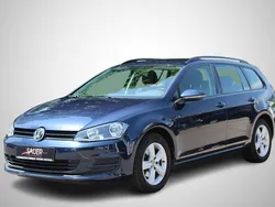 Blau Gebraucht 2016 VW Golf VII Comfortline Kombi | 7.800 € (Superpreis)
