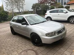 Silber Gebraucht 2002 Audi A3 Kleinwagen | 1.300 € (Fairer Preis)