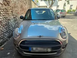 Grau Gebraucht 2016 Mini ONE Kleinwagen | 10.950 € (Etwas zu teuer)