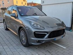 Grau Gebraucht 2014 Porsche Cayenne GTS SUV | 38.300 € (Teuer)