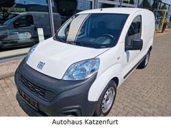 Weiß Gebraucht 2022 Fiat Fiorino Basis Van | 8.990 € (Fairer Preis)