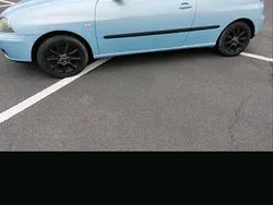 Blau Gebraucht 2006 Seat Ibiza Kleinwagen | 2.799 € (Teuer)