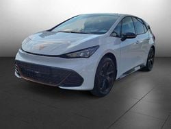 Weiss Neu 2025 Cupra Born Kleinwagen | 34.290 € (Superpreis)