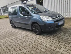 Grau Gebraucht 2009 Citroën Berlingo Van / Kleinbus | 3.999 € (Fairer Preis)