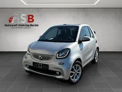 Silber Gebraucht 2018 Smart ForTwo Cabrio Cabrio | 15.499 € (Fairer Preis)