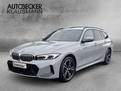 Grau Gebraucht 2024 BMW 330e M Sport Kombi | 54.884 €