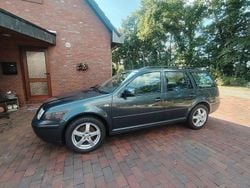 Grau Gebraucht 2001 VW Bora Edition Limousine | 2.000 € (Fairer Preis)