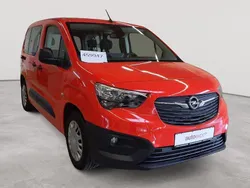 Feuerwehr rot Gebraucht 2021 Opel Combo Life Van / Kleinbus | 17.490 € (Superpreis)