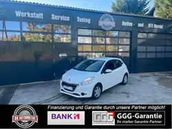 Lack weiss banquise/deckende Gebraucht 2014 Peugeot 208 Active Kleinwagen | 3.699 € (Fairer Preis)