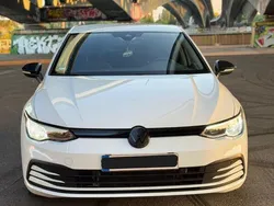 Weiß Gebraucht 2020 VW Golf VIII Limousine | 19.900 € (Guter Preis)