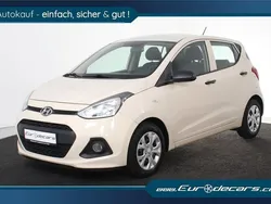 Weiß Gebraucht 2014 Hyundai i10 Kleinwagen | 5.800 € (Fairer Preis)