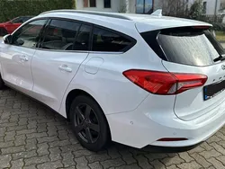 Weiß Gebraucht 2019 Ford Focus Active Kombi | 17.599 € (Guter Preis)