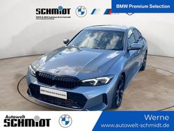 Grau Gebraucht 2022 BMW 330 M Sport Limousine | 46.190 € (Teuer)