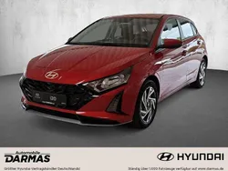 Rot Gebraucht 2024 Hyundai i20 Trend Limousine | 17.790 € (Guter Preis)