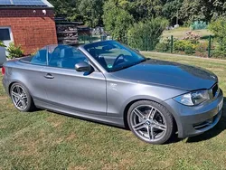 Grau Gebraucht 2010 BMW 118 Cabriolet Comfort Edition Cabrio | 12.500 € (Etwas zu teuer)