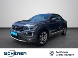 Rauchgrau metallic schwarz (metallic) Gebraucht 2021 VW T-Roc Style SUV | 27.480 € (Etwas zu teuer)