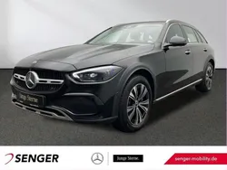 Schwarz Gebraucht 2023 Mercedes C220 Avantgarde Limousine | 41.880 € (Fairer Preis)