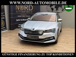 Silber Gebraucht 2022 Skoda Superb Ambition Kombi | 21.490 € (Guter Preis)