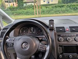 Weiß Gebraucht 2013 VW Touran Life Van / Kleinbus | 5.000 € (Fairer Preis)