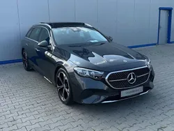 Grau Gebraucht 2024 Mercedes E220 Limousine | 46.999 € (Superpreis)