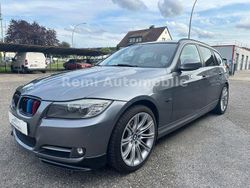 Grau Gebraucht 2011 BMW 320 Comfort Edition Kombi | 6.800 € (Fairer Preis)