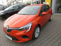 Orange Gebraucht 2021 Renault Clio V Zen Kleinwagen | 16.890 € (Etwas zu teuer)