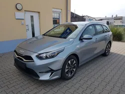 Lunar silver metallic Neu 2024 Kia Ceed Sportswagon Vision Kombi | 23.579 € (Superpreis)