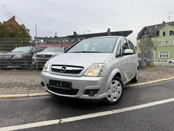 Silber Gebraucht 2008 Opel Meriva S Van / Kleinbus | 3.990 € (Etwas zu teuer)