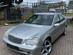 Silber Gebraucht 2001 Mercedes C200 Classic Limousine | 3.600 € (Fairer Preis)