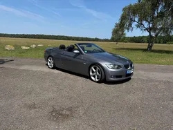 Grau Gebraucht 2007 BMW 330 Cabriolet Performance Cabrio | 10.500 € (Superpreis)