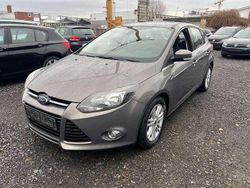 Bronze Gebraucht 2012 Ford Focus Titanium Limousine | 4.700 € (Guter Preis)