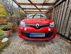 Rot Gebraucht 2018 Renault Twingo LIMITED Kleinwagen | 10.600 € (Fairer Preis)