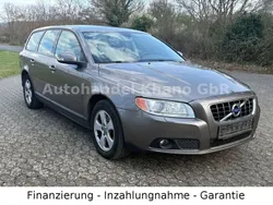 Grau Gebraucht 2010 Volvo V70 Kinetic Kombi | 7.990 € (Fairer Preis)