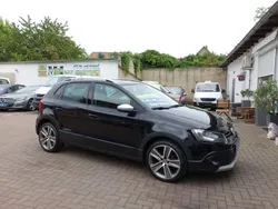 Deep black perleffekt Gebraucht 2012 VW Polo Cross Kleinwagen | 8.450 € (Fairer Preis)