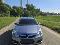 Grau Gebraucht 2006 Opel Vectra Edition Kombi | 5.700 €