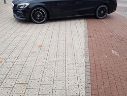 Schwarz Gebraucht 2018 Mercedes CLA200 Shooting Brake AMG Kombi | 11.900 € (Superpreis)