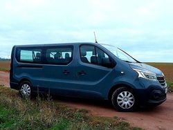 Grau Gebraucht 2020 Renault Trafic Van | 30.000 € (Fairer Preis)