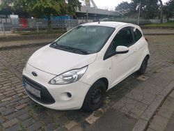 Weiß Gebraucht 2013 Ford Ka Kleinwagen | 2.590 € (Fairer Preis)