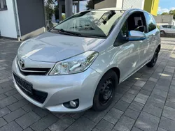 Silver metallic Gebraucht 2013 Toyota Yaris Cool Kleinwagen | 4.200 € (Superpreis)