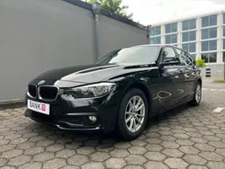 Schwarz Gebraucht 2017 BMW 318 Advantage Kombi | 8.999 € (Superpreis)