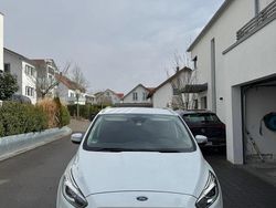 Weiß Gebraucht 2017 Ford S-MAX S Van / Kleinbus | 9.750 € (Superpreis)